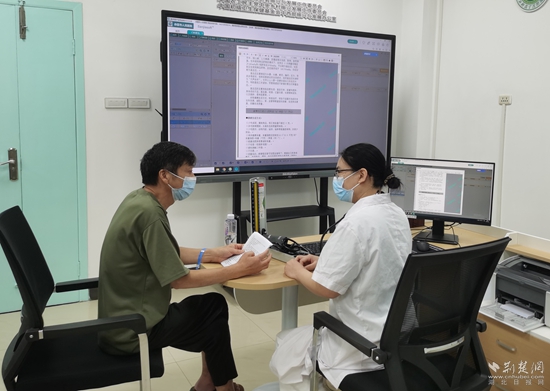 聚焦全生命周期管理，開具“治療處方”和“健康處方”“雙處方”（攝影：陳影）.jpg